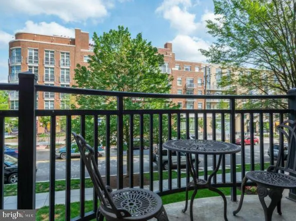 $2,200 | 3401 38th Street Northwest, Unit 203, Washington, DC 20016
