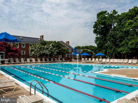$2,200 | 3401 38th Street Northwest, Unit 203, Washington, DC 20016