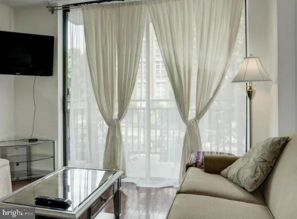 $2,200 | 3401 38th Street Northwest, Unit 203, Washington, DC 20016