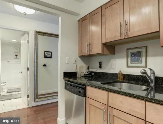 $2,200 | 3401 38th Street Northwest, Unit 203, Washington, DC 20016