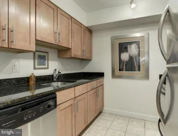 $2,200 | 3401 38th Street Northwest, Unit 203, Washington, DC 20016