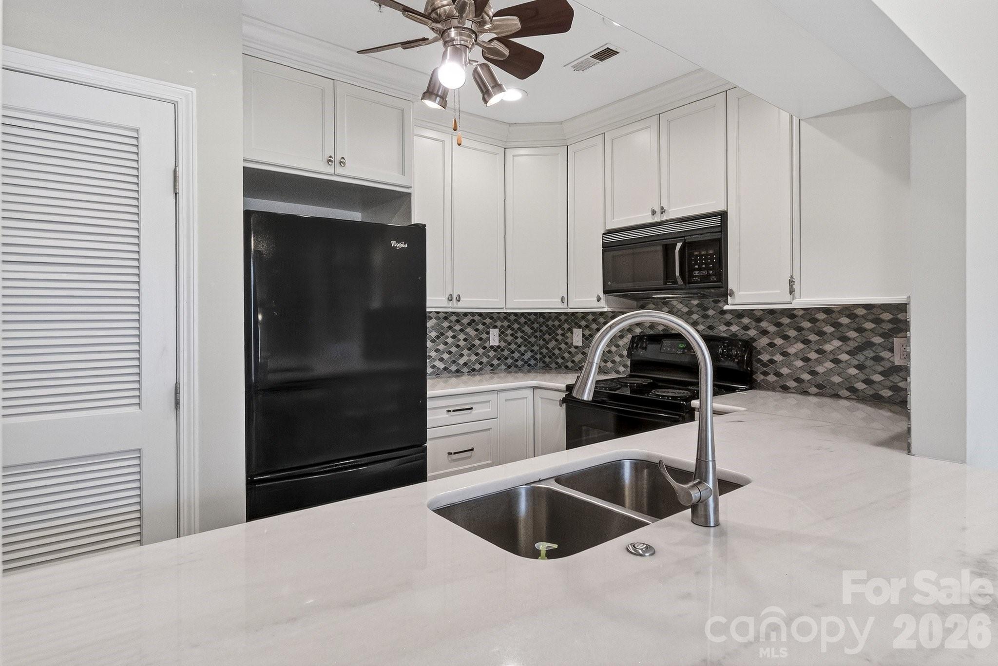 19819 Henderson Road, Unit J Cornelius, NC 28031 - Photo 10 of 34