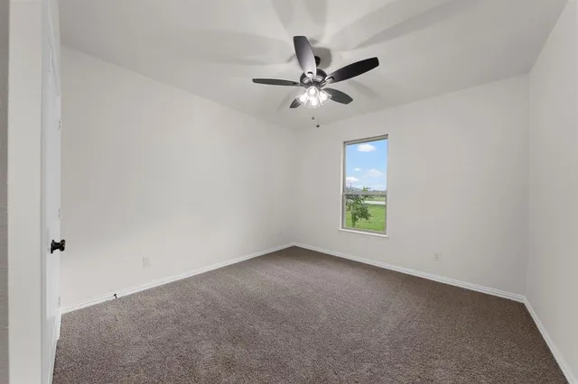 $539,500 | 431 Paradise Ridge Drive, Waxahachie, TX 75167