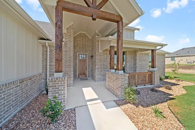 $539,500 | 431 Paradise Ridge Drive, Waxahachie, TX 75167