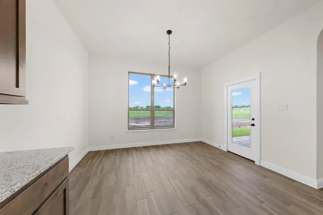 $539,500 | 431 Paradise Ridge Drive, Waxahachie, TX 75167