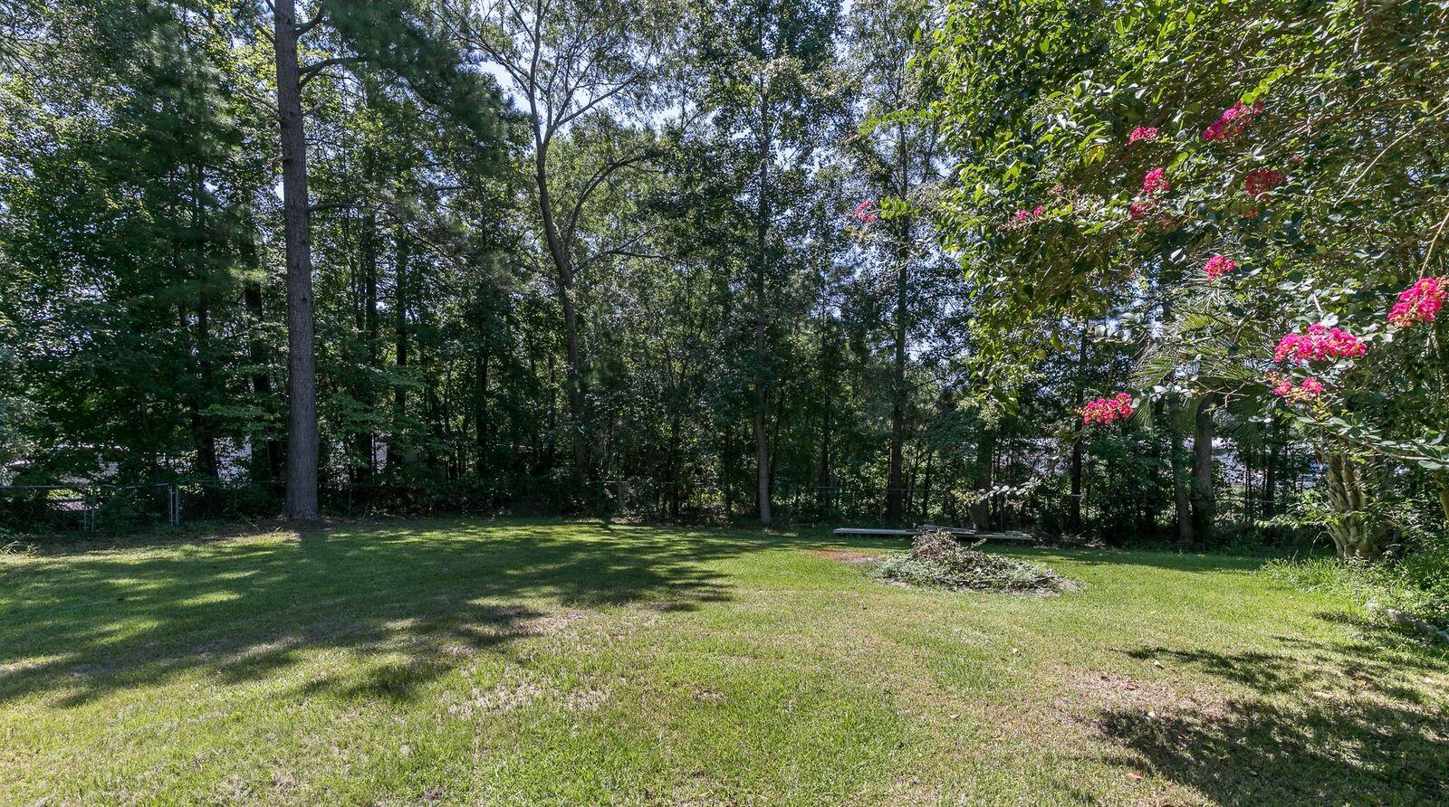 593 Myers Road Summerville, SC 29486 - Photo 6 of 43 16--FULL