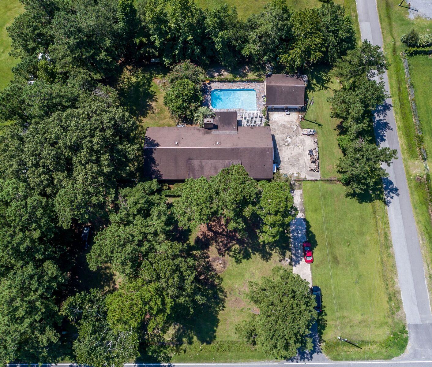 593 Myers Road Summerville, SC 29486 - Photo 7 of 43 3--FULL
