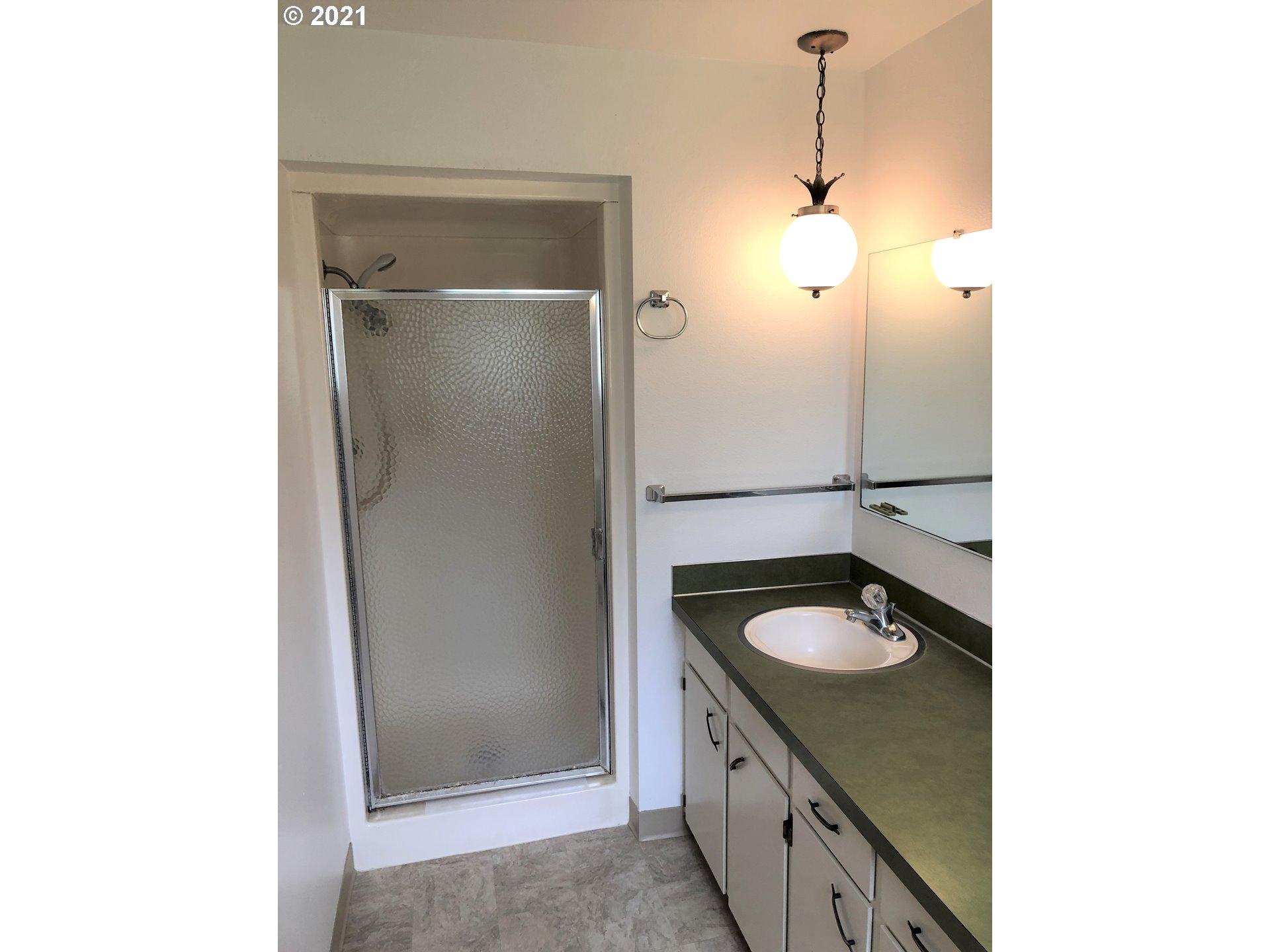 16775 Butteville Road Northeast Woodburn, OR 97071 - Photo 15 of 24 Gallery Image 15