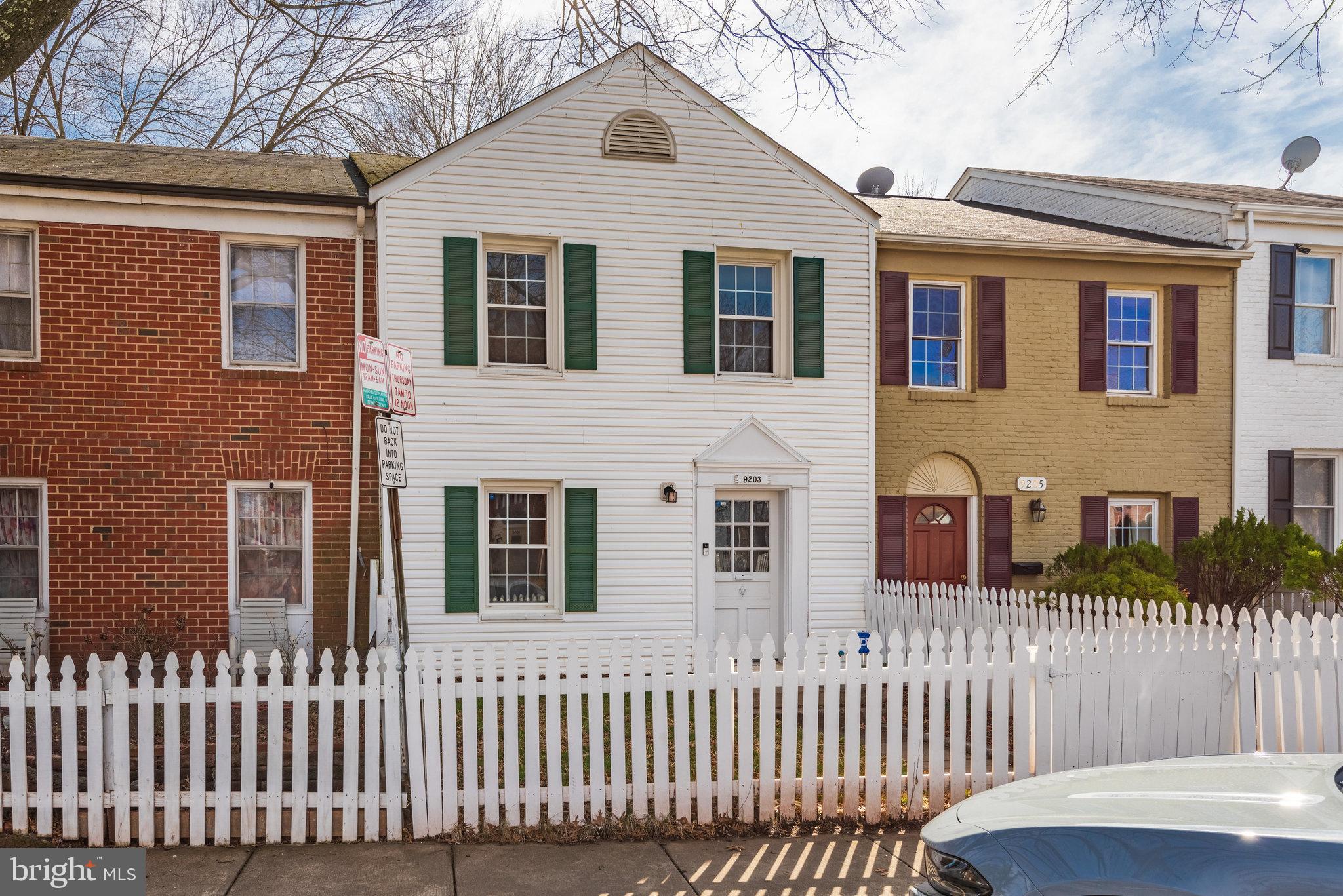9203 Hood Road Manassas, VA 20110 - Photo 4 of 32