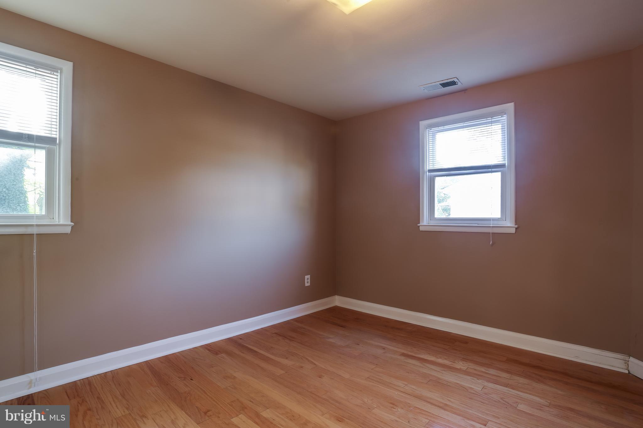 205 Garden Road Towson, MD 21286 - Photo 18 of 30 Bedroom