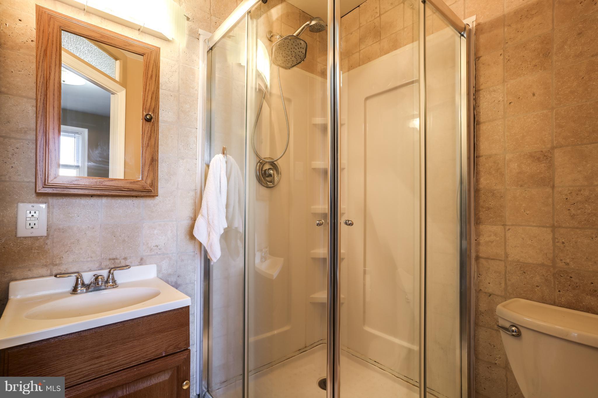 205 Garden Road Towson, MD 21286 - Photo 26 of 30 Bath