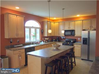 110 Sunset Road Oxford, PA 19363 - Photo 4 of 12 Kitchen