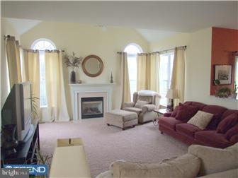 110 Sunset Road Oxford, PA 19363 - Photo 5 of 12 Family Room