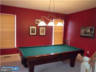 110 Sunset Road Oxford, PA 19363 - Photo 7 of 12 Living Room