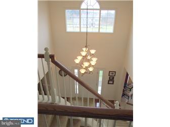110 Sunset Road Oxford, PA 19363 - Photo 8 of 12 Foyer