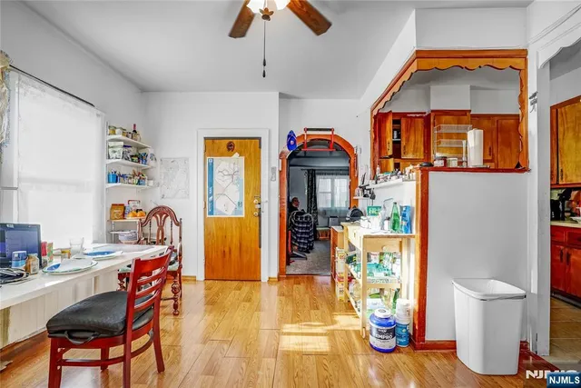 $641,000 | 242 Main Avenue, Wallington, NJ 07057