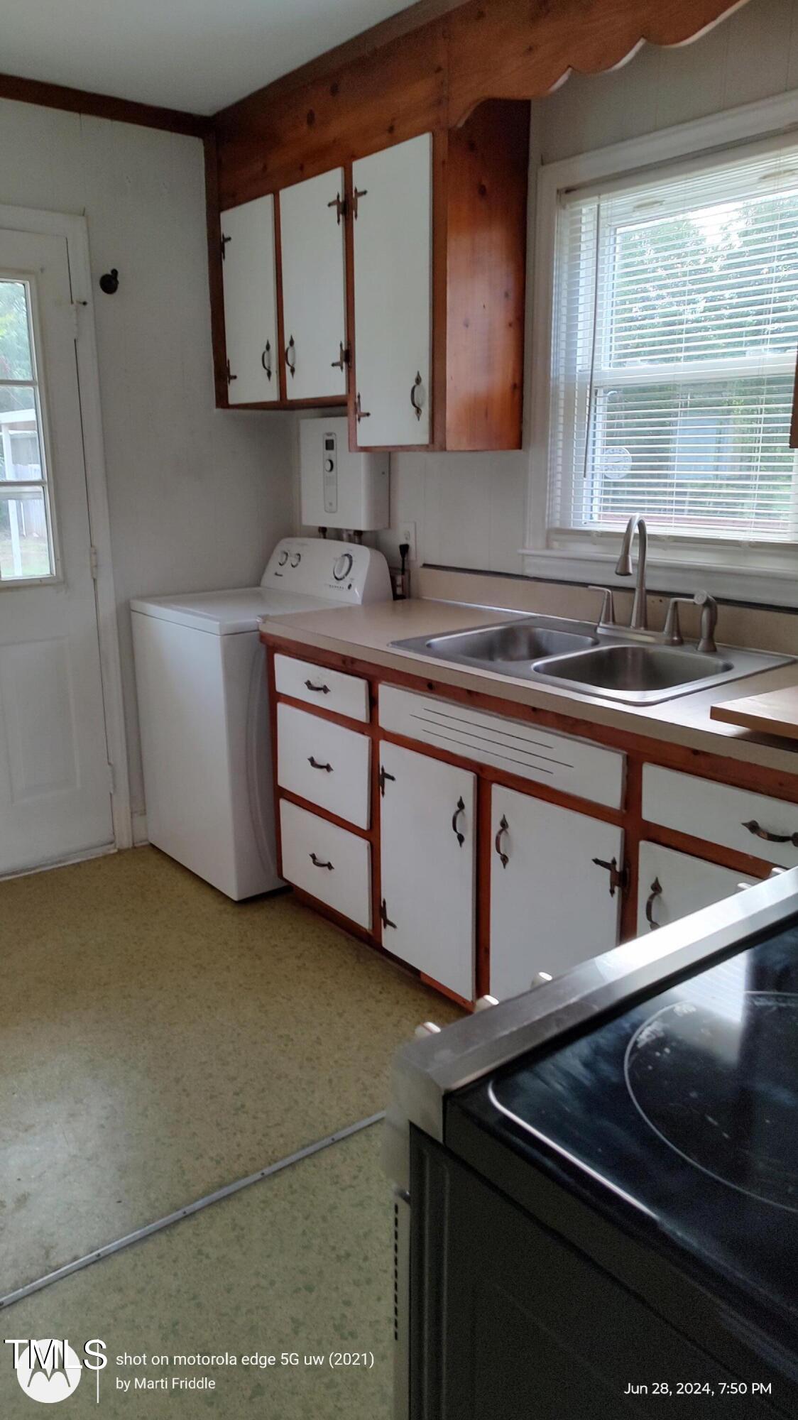 4347 Swepsonville-Saxapahaw Road Graham, NC 27253 - Photo 3 of 12 4347kit