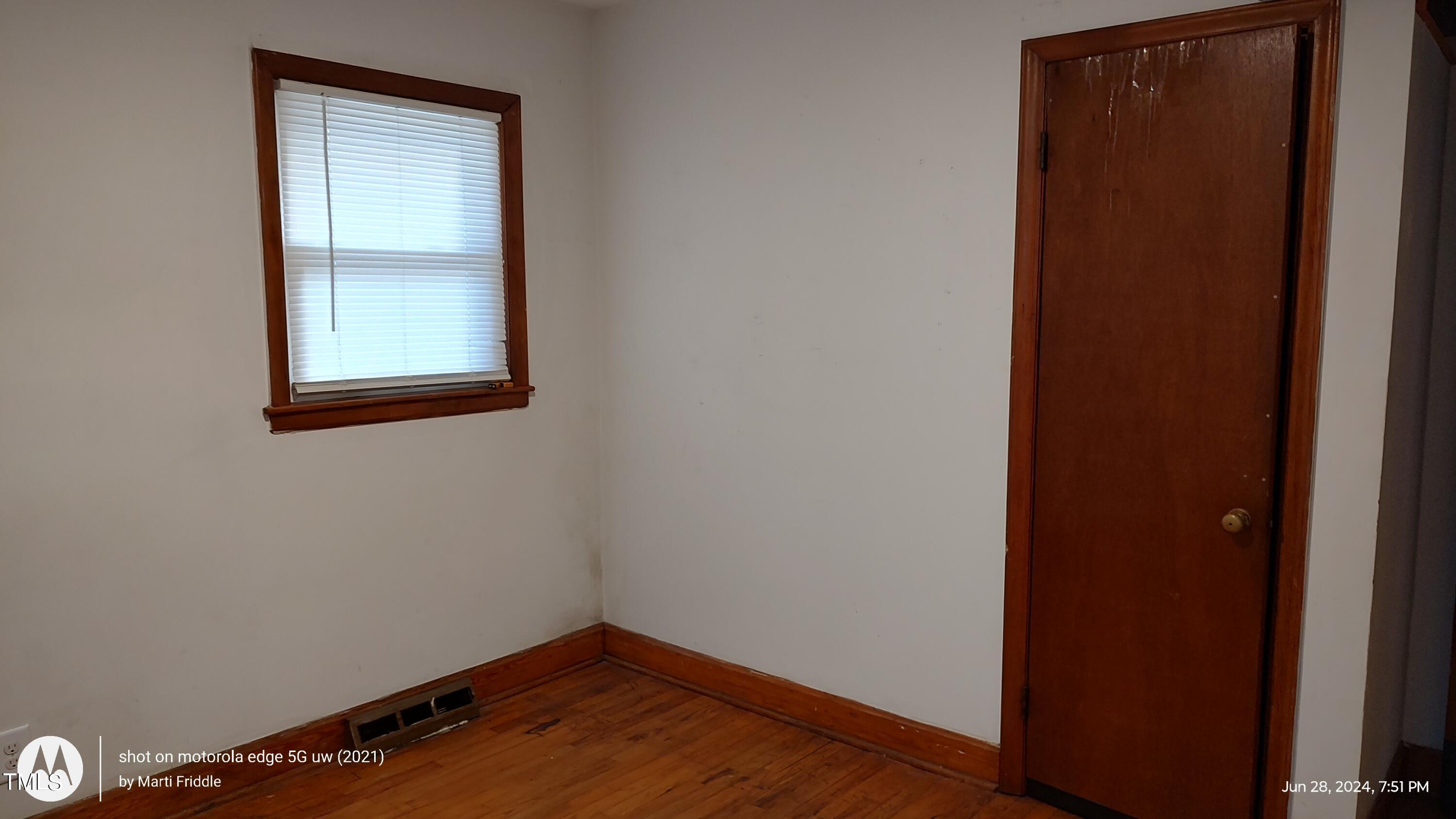 4347 Swepsonville-Saxapahaw Road Graham, NC 27253 - Photo 8 of 12 4347l