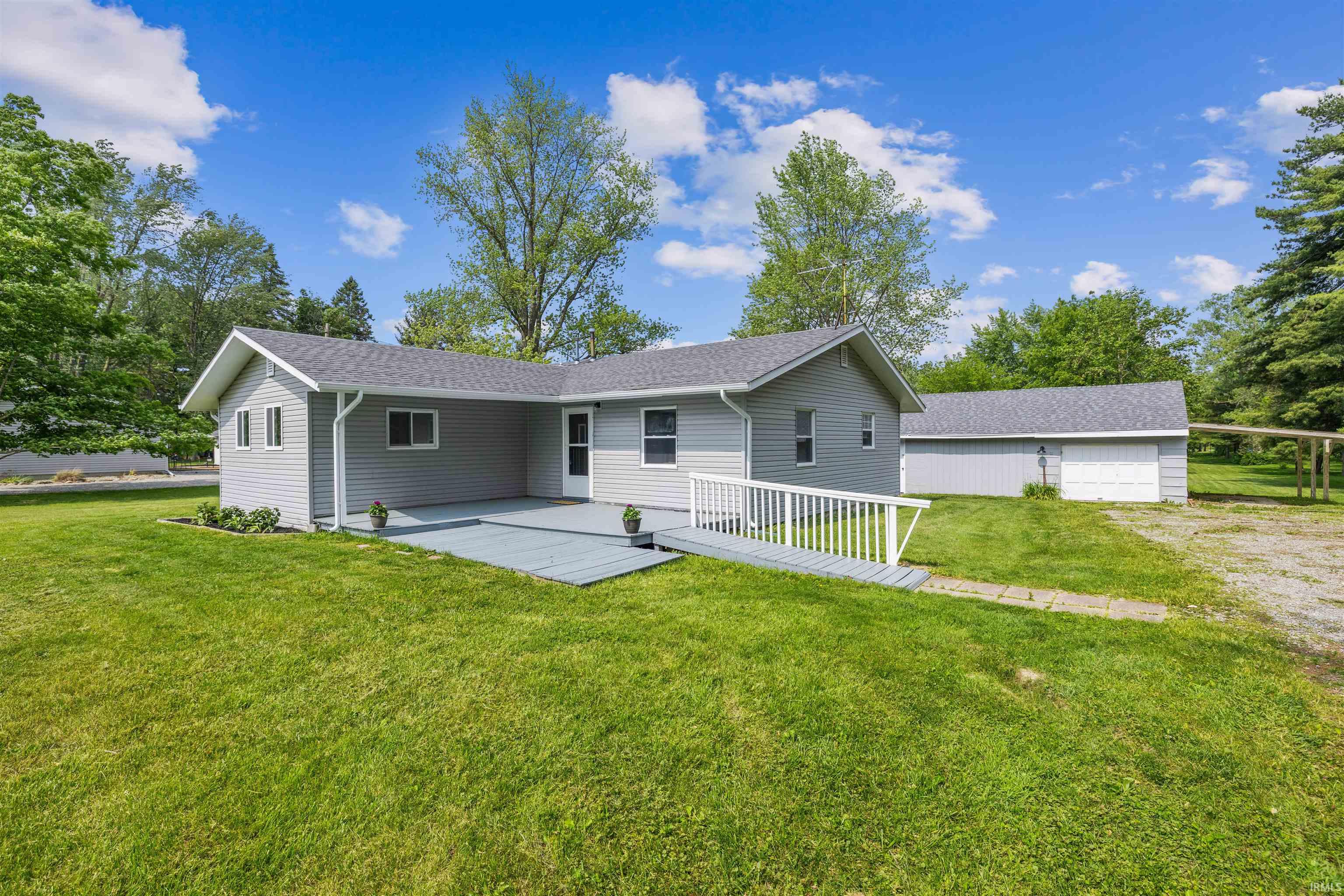 9129 Winchester Road Fort Wayne, IN 46819 - Photo 1 of 36