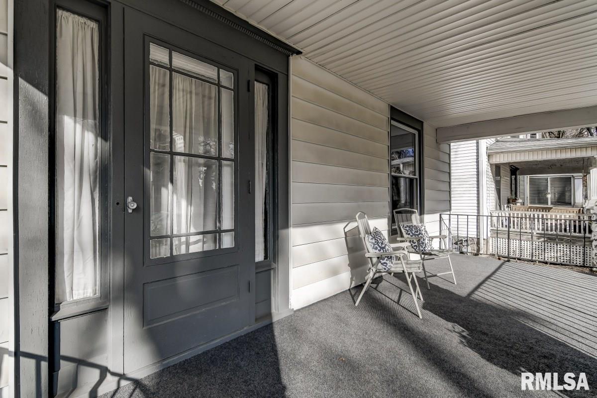 813 West Edwards Street Springfield, IL 62704 - Photo 3 of 40