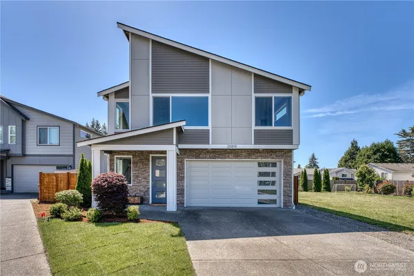 $1,100,000 | 20819 9th Place West, Lynnwood, WA 98036
