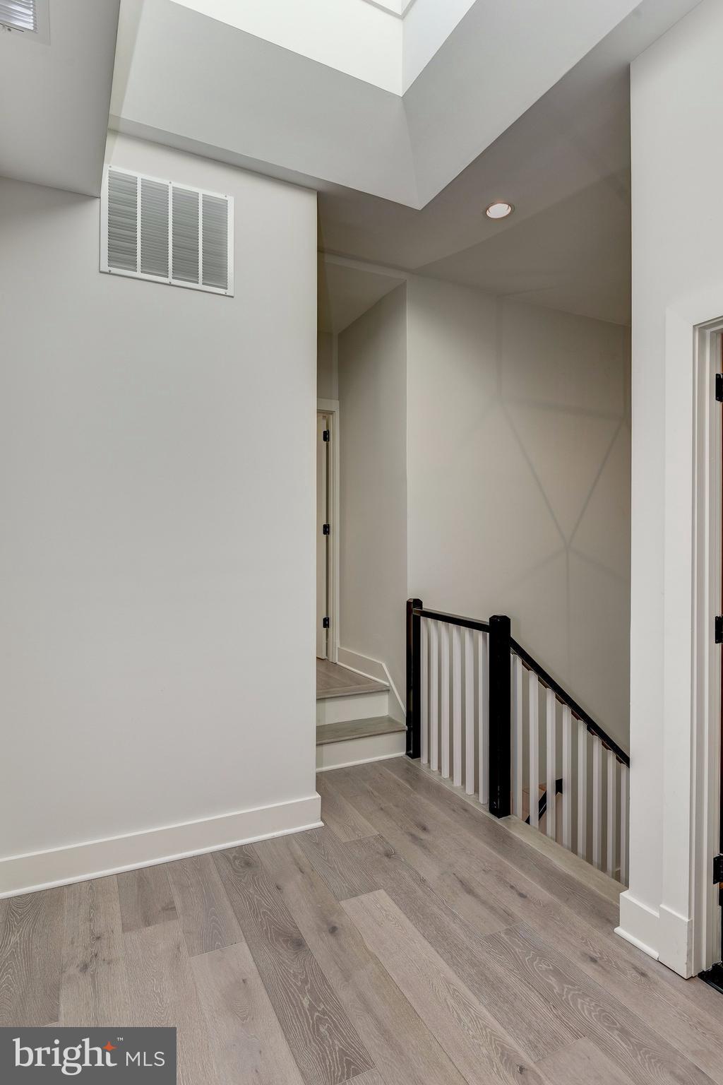 1116 Constitution Avenue Northeast Washington, DC 20002 - Photo 15 of 30 Interior (General)