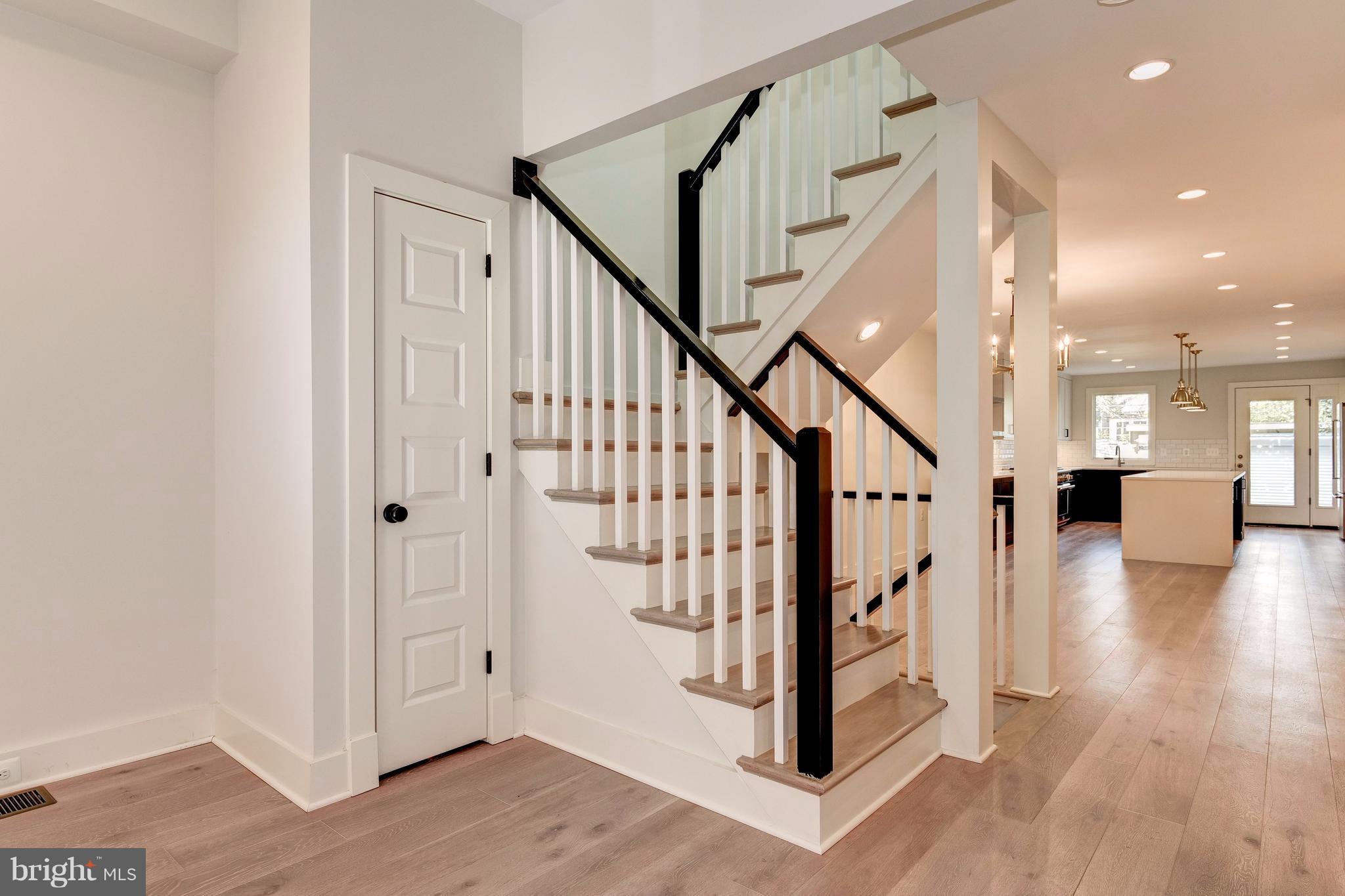 1116 Constitution Avenue Northeast Washington, DC 20002 - Photo 7 of 30 Living Room