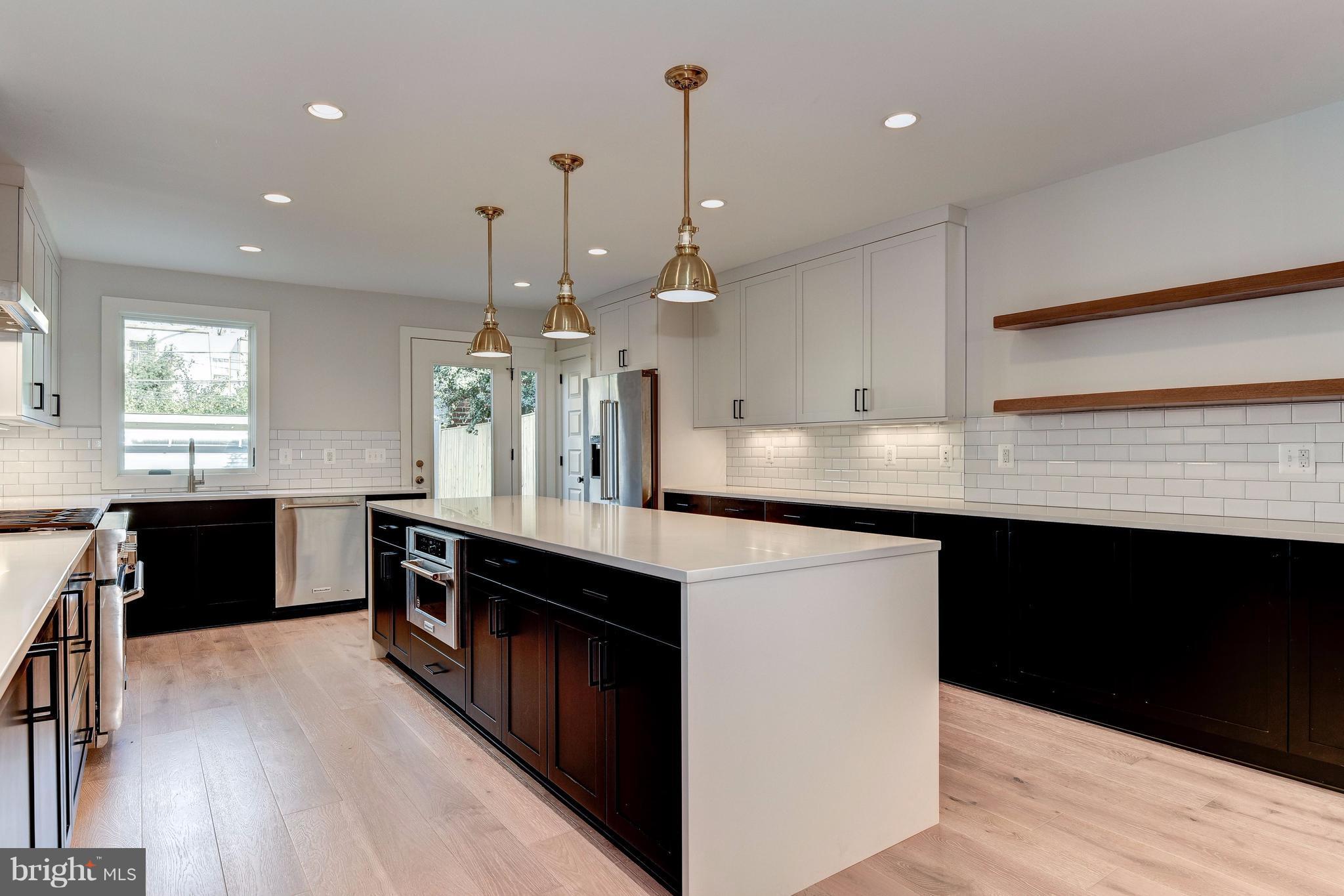 1116 Constitution Avenue Northeast Washington, DC 20002 - Photo 10 of 30 Kitchen