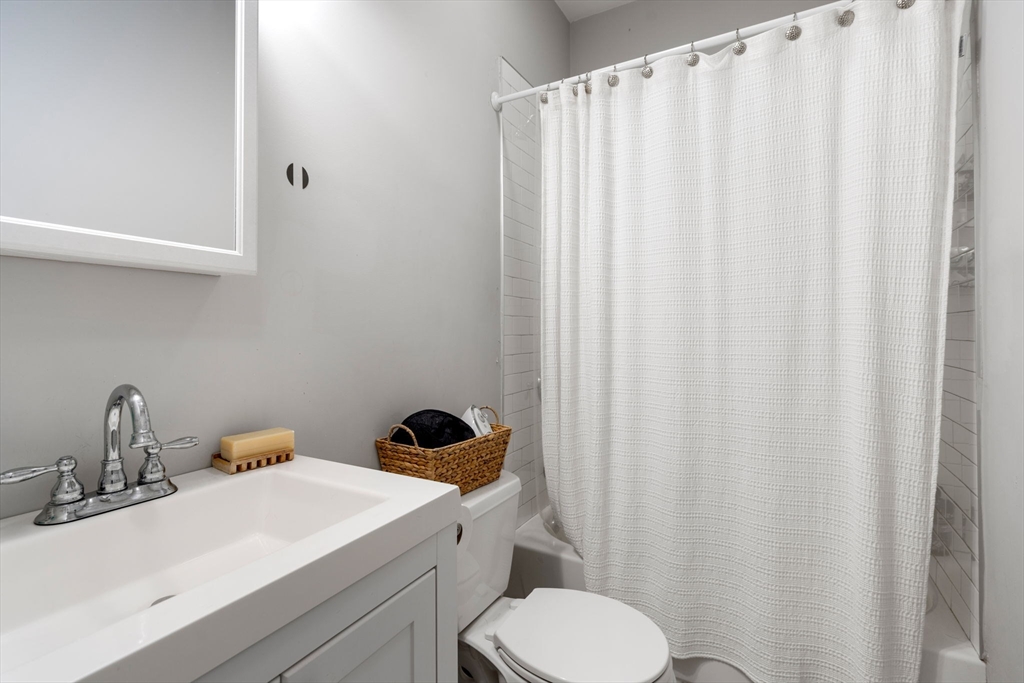 224 Lexington Street, Unit 2 Boston, MA 02128 - Photo 6 of 14