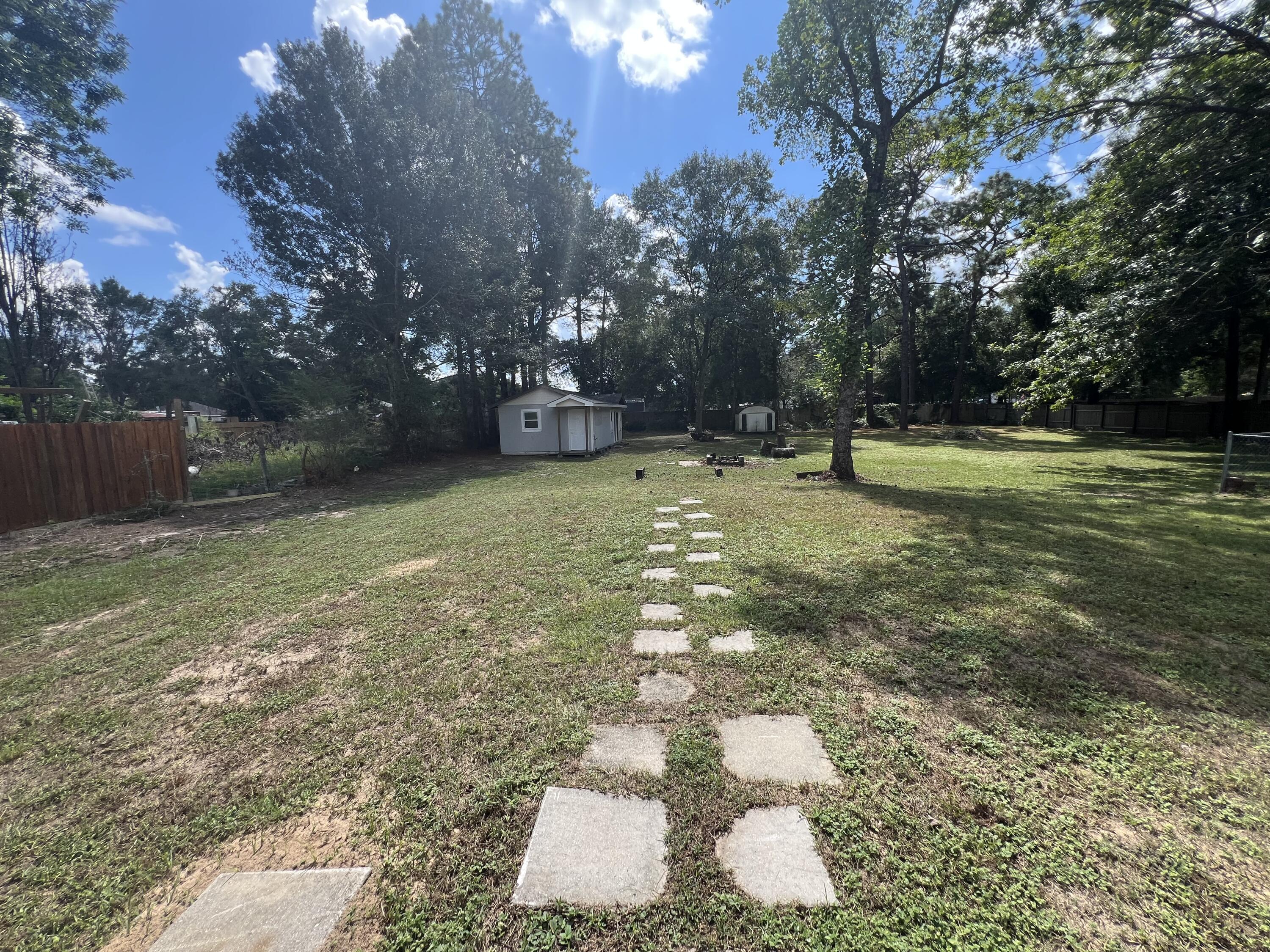 2864 Shoffner Avenue Crestview, FL 32539 - Photo 24 of 29 a view of a backyard