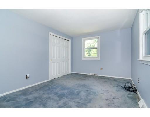 7 Hallowell Road Foxboro, MA 02035 - Photo 17 of 29 Gallery Image 17