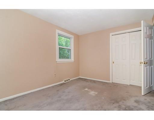 7 Hallowell Road Foxboro, MA 02035 - Photo 21 of 29 Gallery Image 21