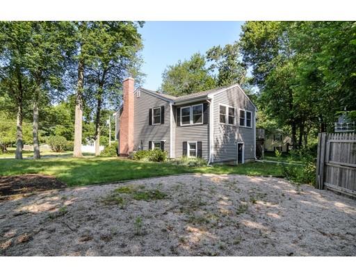 7 Hallowell Road Foxboro, MA 02035 - Photo 4 of 29 Gallery Image 4
