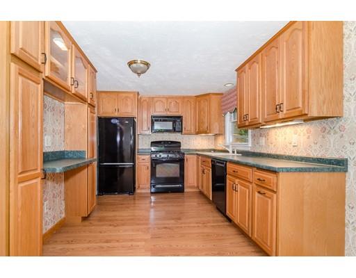 7 Hallowell Road Foxboro, MA 02035 - Photo 7 of 29 Gallery Image 7
