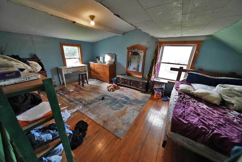 25 South McIntyre Road Houlton, ME 04730 - Photo 19 of 30 upstairs-hodgdon-home-bedro