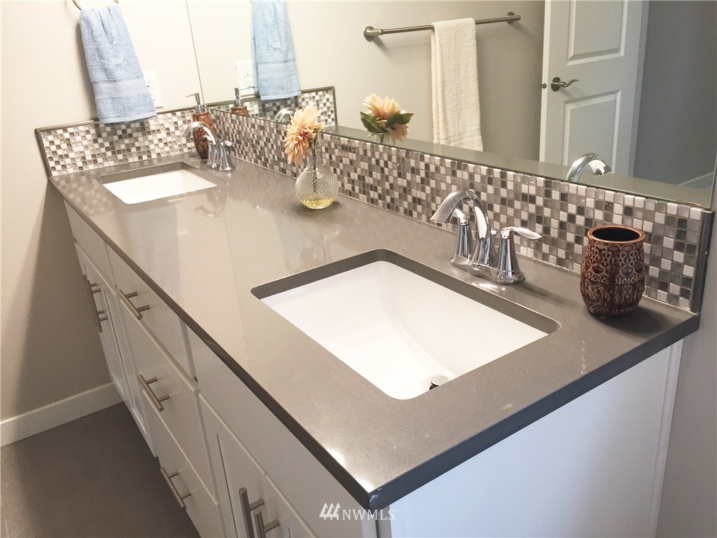 4002 Northeast 20th Street Renton, WA 98056 - Photo 17 of 25