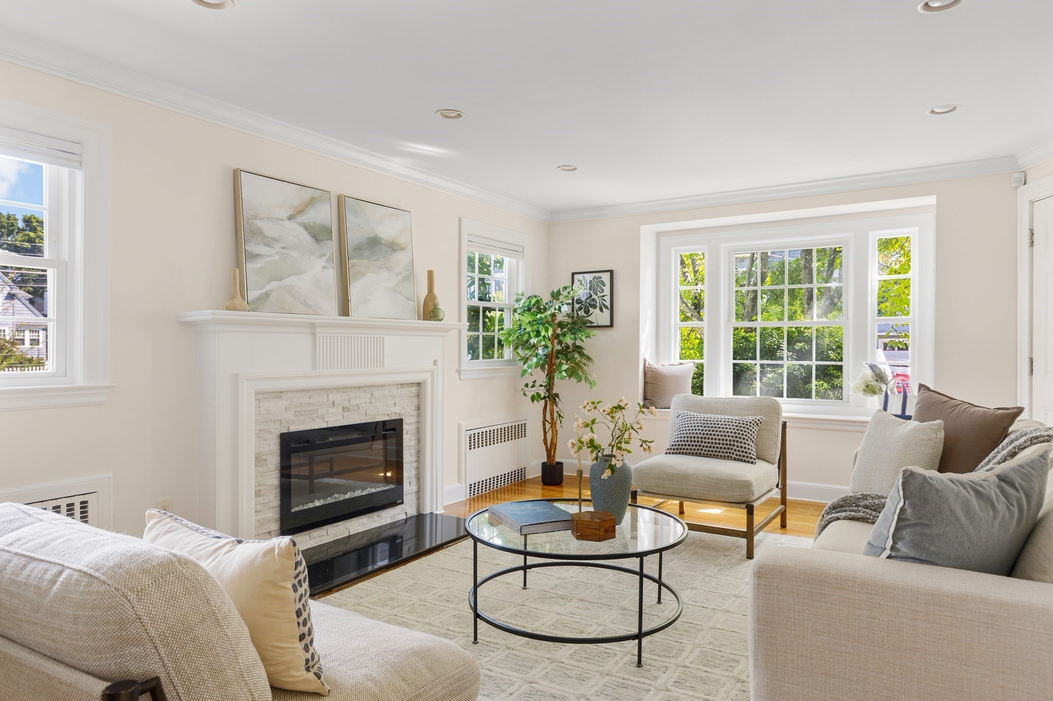 9 Wessex Road, Unit 1 Newton, MA 02459 - Photo 3 of 24 Gallery Image 3