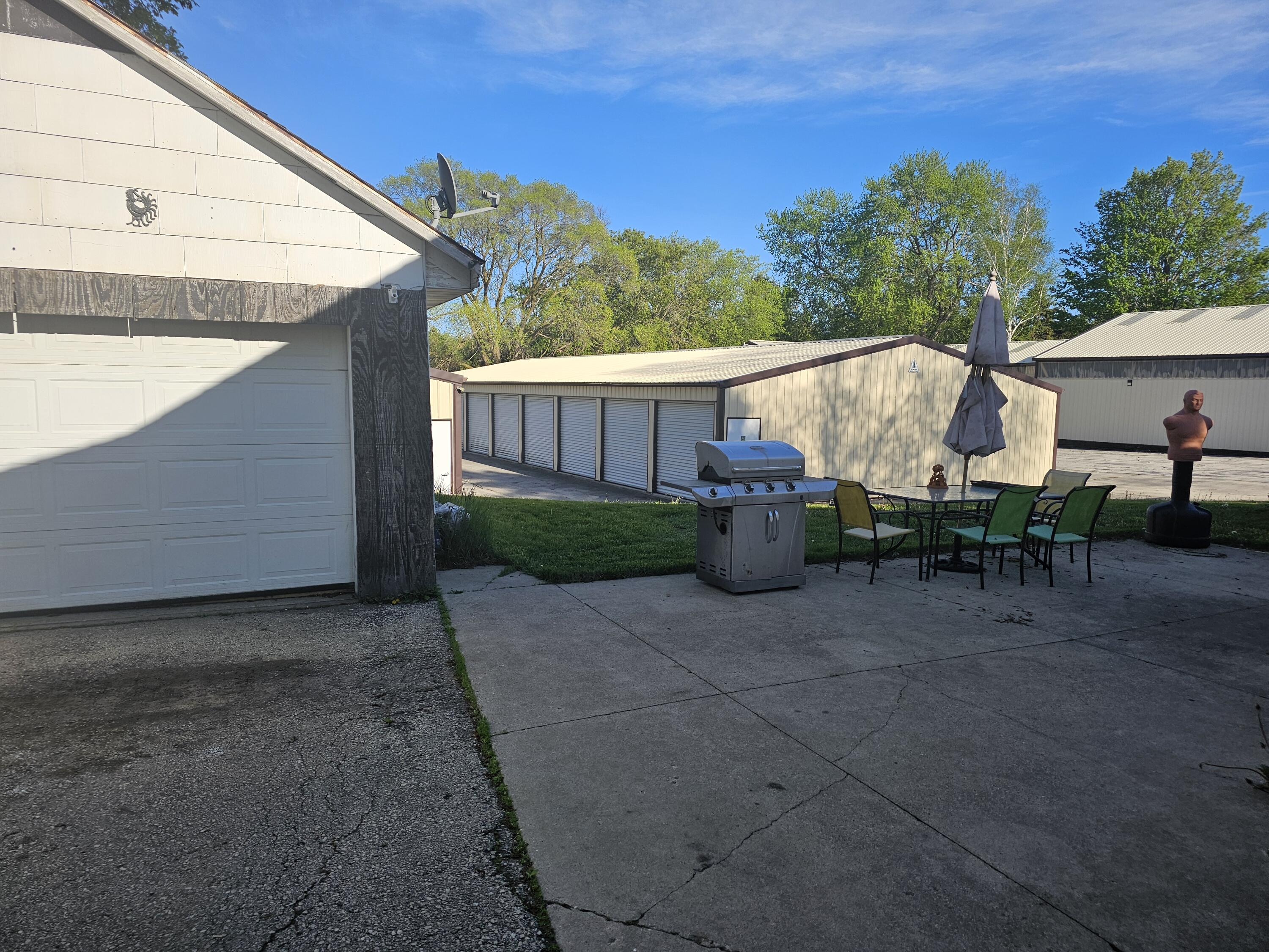 2409 North Rapids Road Manitowoc, WI 54220 - Photo 21 of 23 20260520_175308