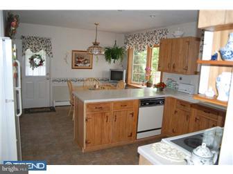 895 Wells Road Phoenixville, PA 19460 - Photo 4 of 10 Gallery Image 4