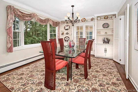 $1,299,000 | 121 Washburn Road, Briarcliff Manor, NY 10510