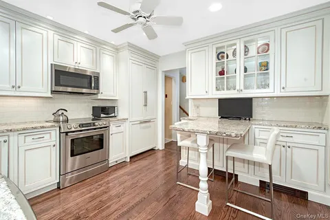 $1,299,000 | 121 Washburn Road, Briarcliff Manor, NY 10510