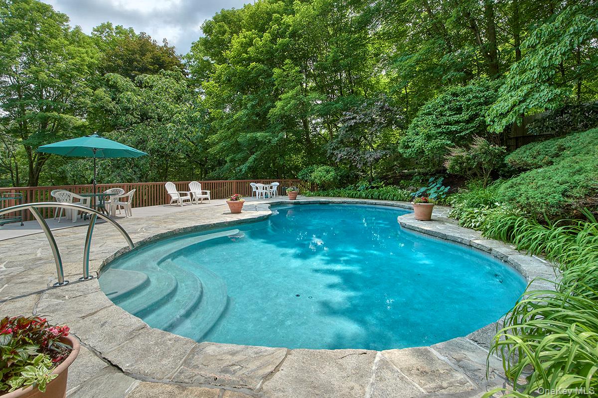 121 Washburn Road Briarcliff Manor, NY 10510 - Photo 36 of 41