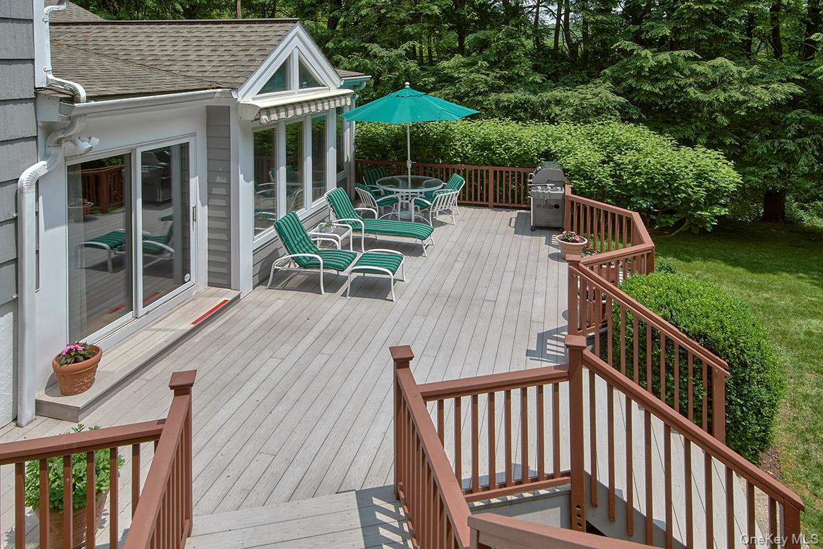 121 Washburn Road Briarcliff Manor, NY 10510 - Photo 38 of 41