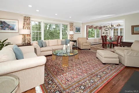 $1,299,000 | 121 Washburn Road, Briarcliff Manor, NY 10510