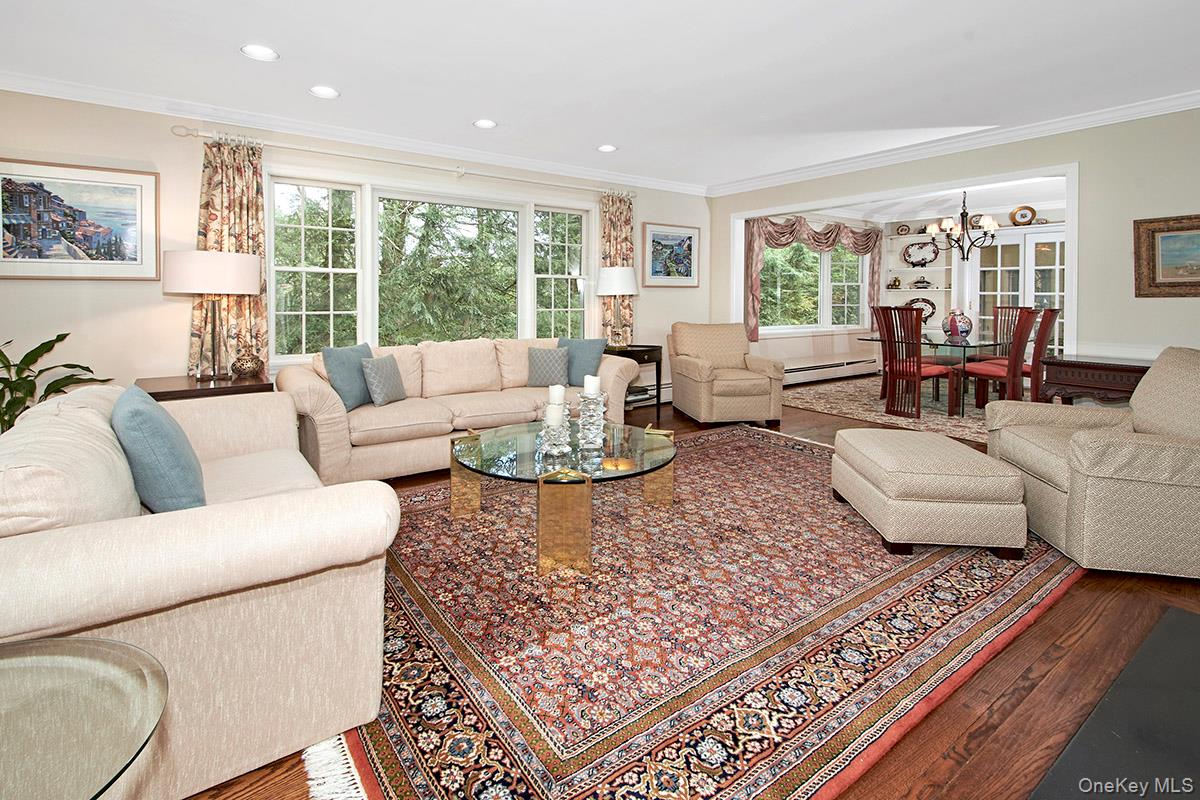 121 Washburn Road Briarcliff Manor, NY 10510 - Photo 9 of 41