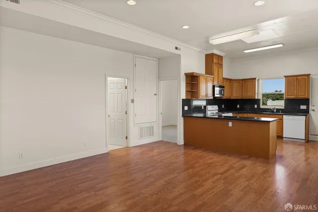 $1,075,000 | 4108 Moraga Street, Unit 4108, San Francisco, CA 94122