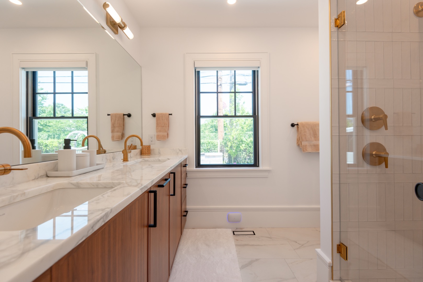 84 Cliff Road Nantucket, MA 02554 - Photo 19 of 52 Gallery Image 19