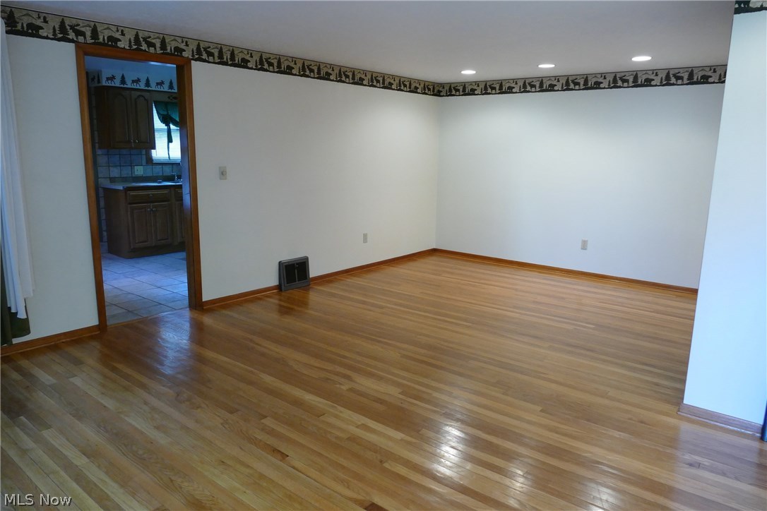 3298 Oser Road Norton, OH 44203 - Photo 4 of 18 Gallery Image 4