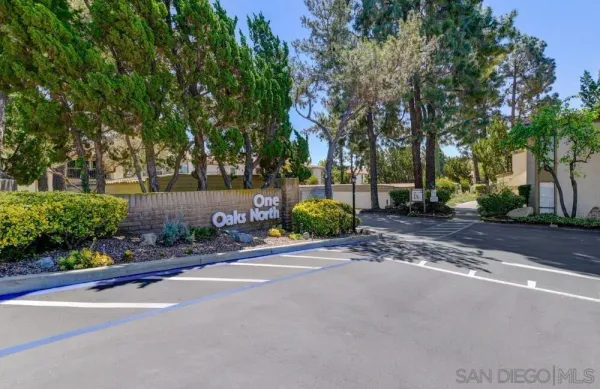 $3,350 | 12575 Oaks N Drive, Unit 219, San Diego, CA 92128