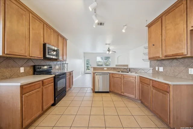 $2,400 | 10210 Elizabeth Court, San Antonio, TX 78240